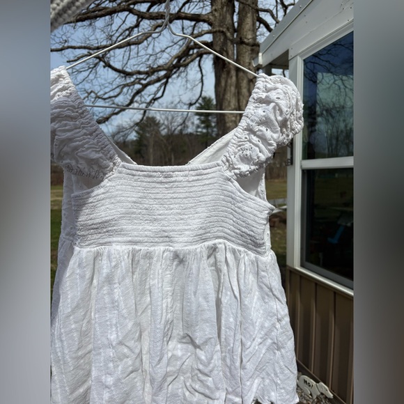 American Eagle Outfitters White Eyelet Off-Shoulder Peplum Top - Picture 3 of 5